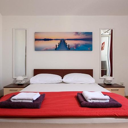 Apartments Blatancic Водице Екстер'єр фото