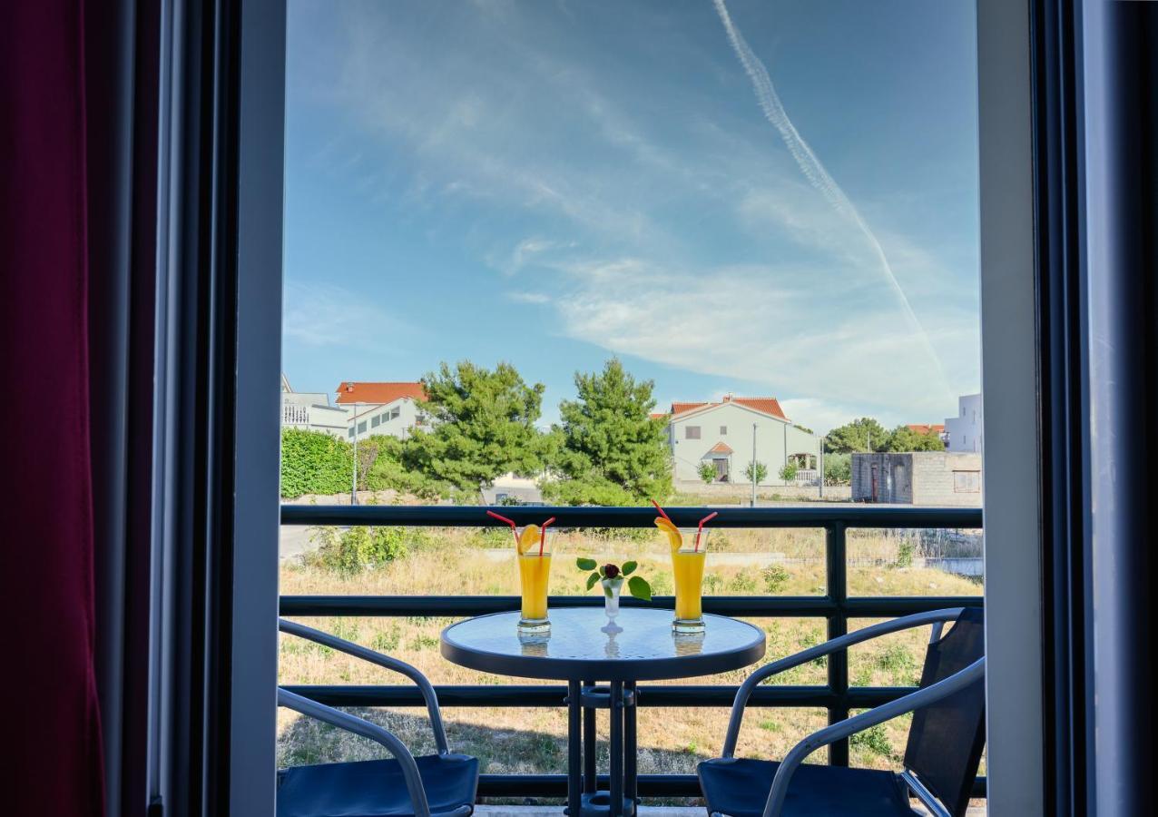 Apartments Blatancic Водице Екстер'єр фото