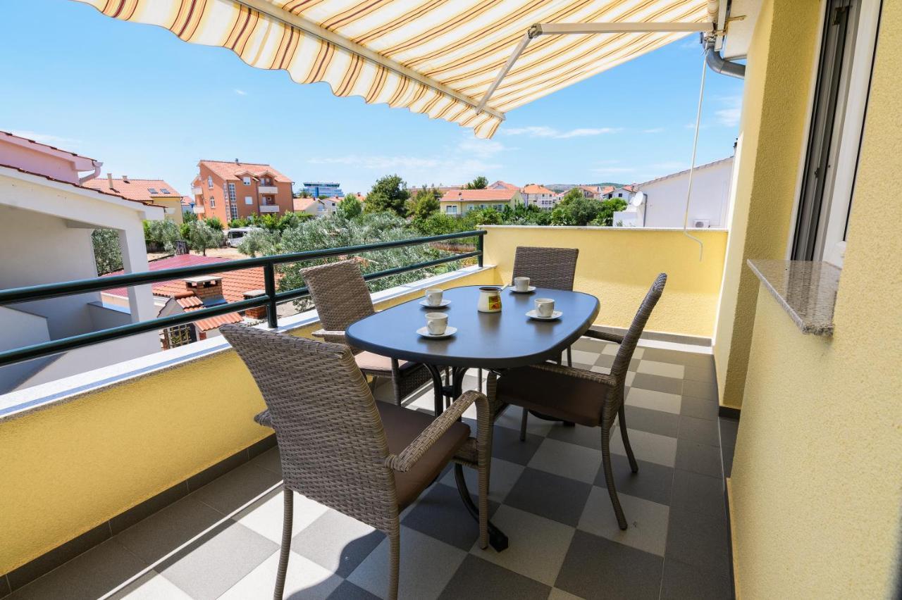 Apartments Blatancic Водице Екстер'єр фото