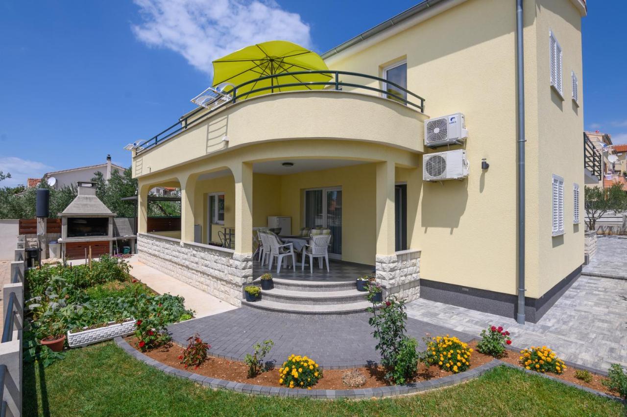 Apartments Blatancic Водице Екстер'єр фото